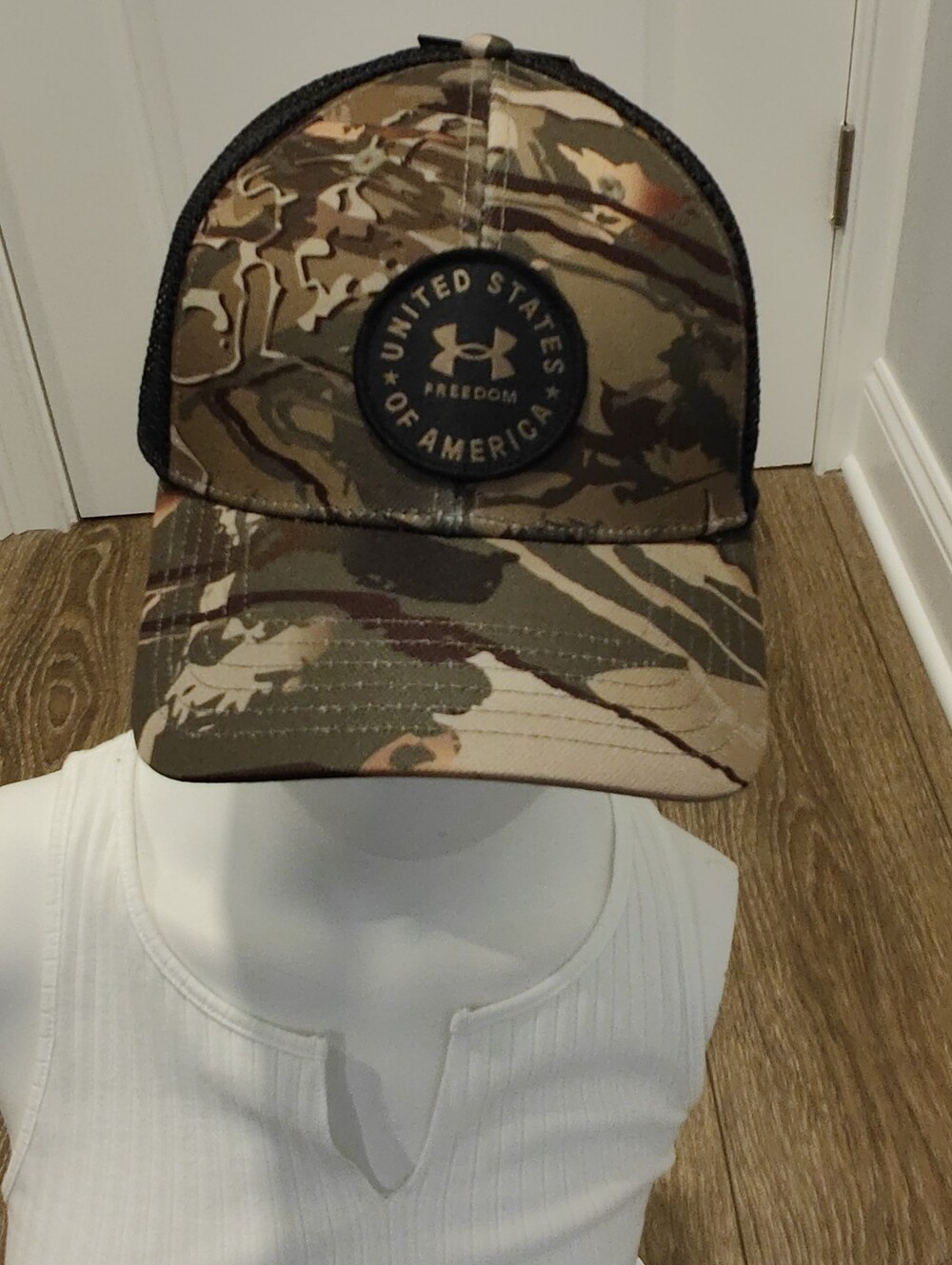 Under Armour Men’s Camo Trucker Cap - Brown/Green